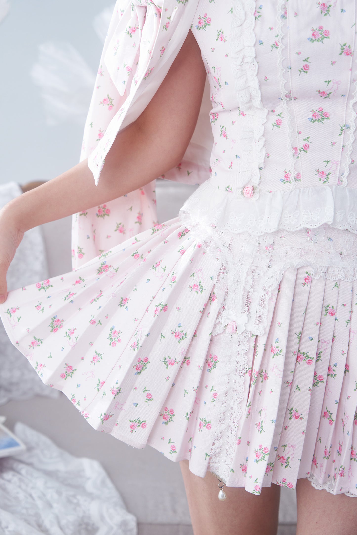 4pc petit floral denim + lace garterbelt set up